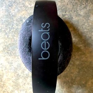 Beats Studio3 Wireless Over-Ear Headphones